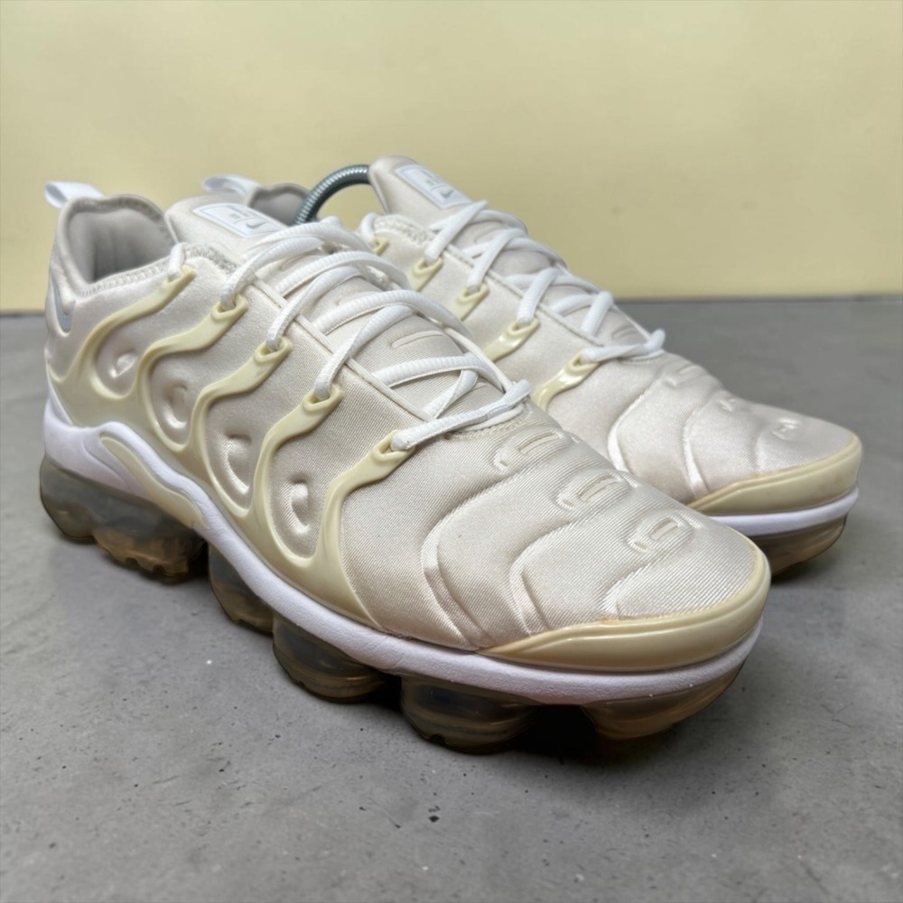 Nike Air VaporMax Plus Mens 10.5 Sail White 924453-100 Low Top TPU Cage Sneaker